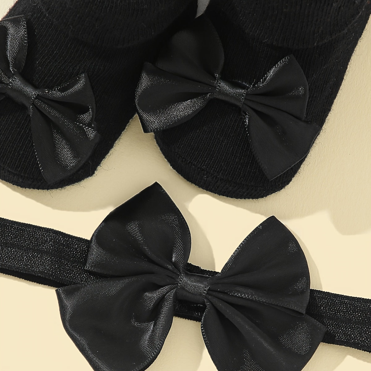 Baby Girls Bow Headband & Socks Gift Set