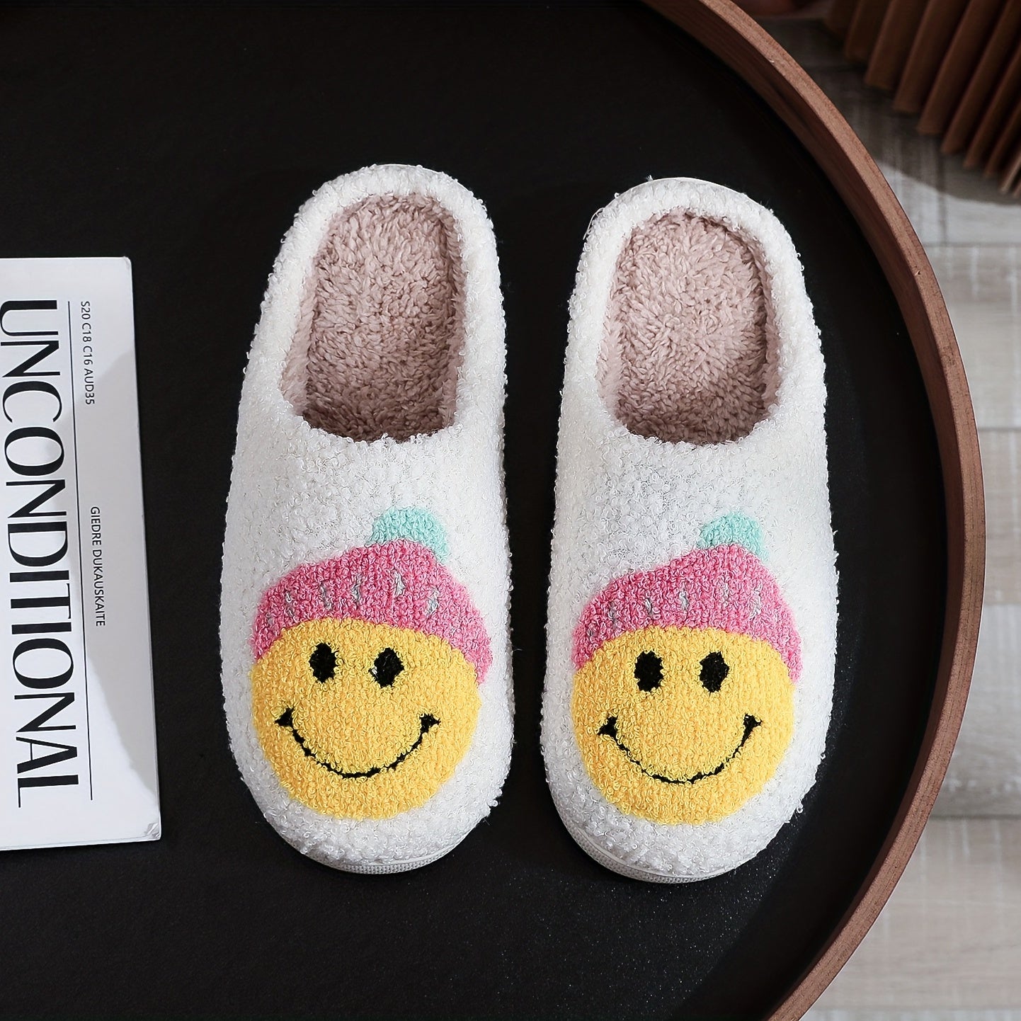 Women's Smile Face Pattern Slippers Plush Lined Warm & Comfy Indoor Shoes