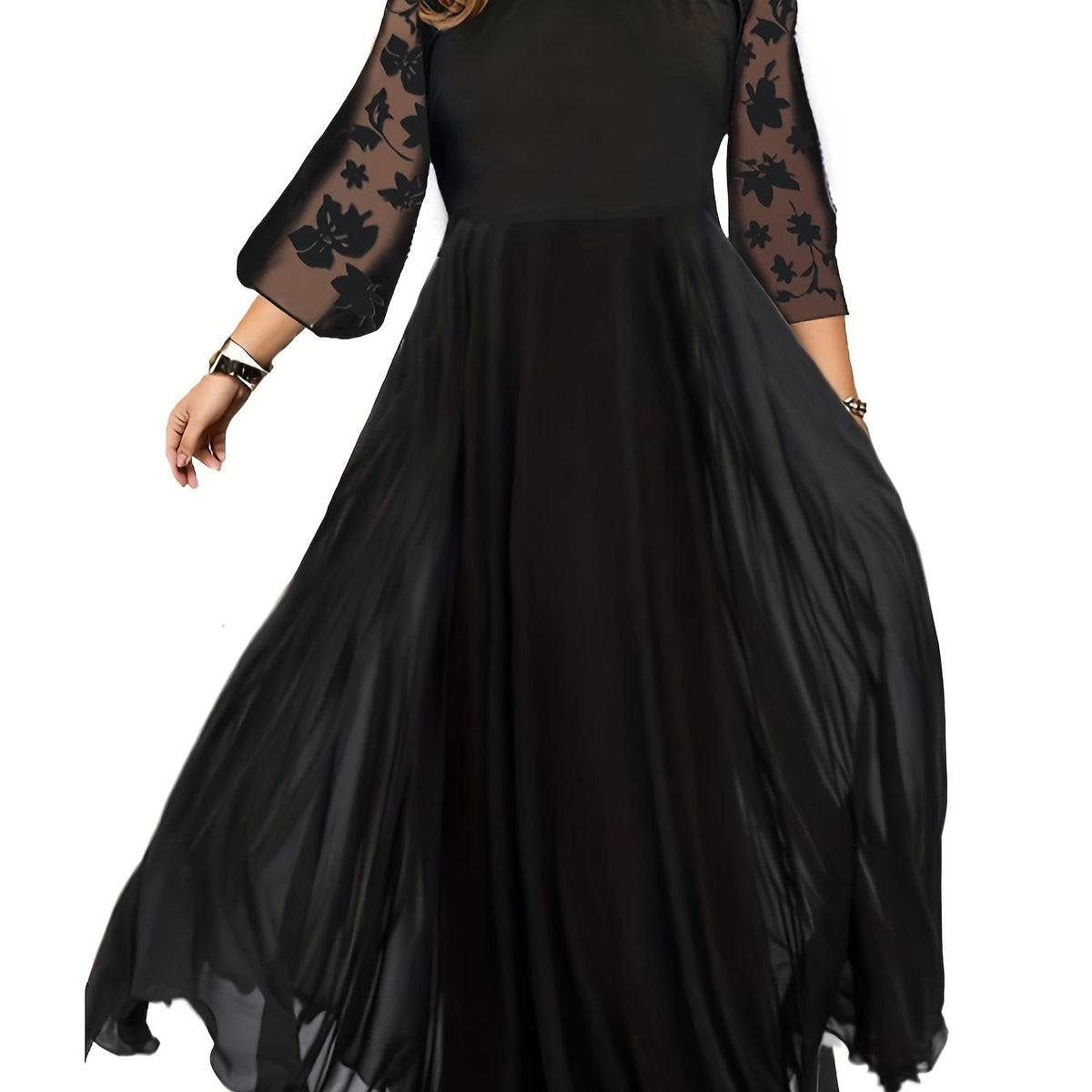  Lace Round Neck Long Sleeve Dress