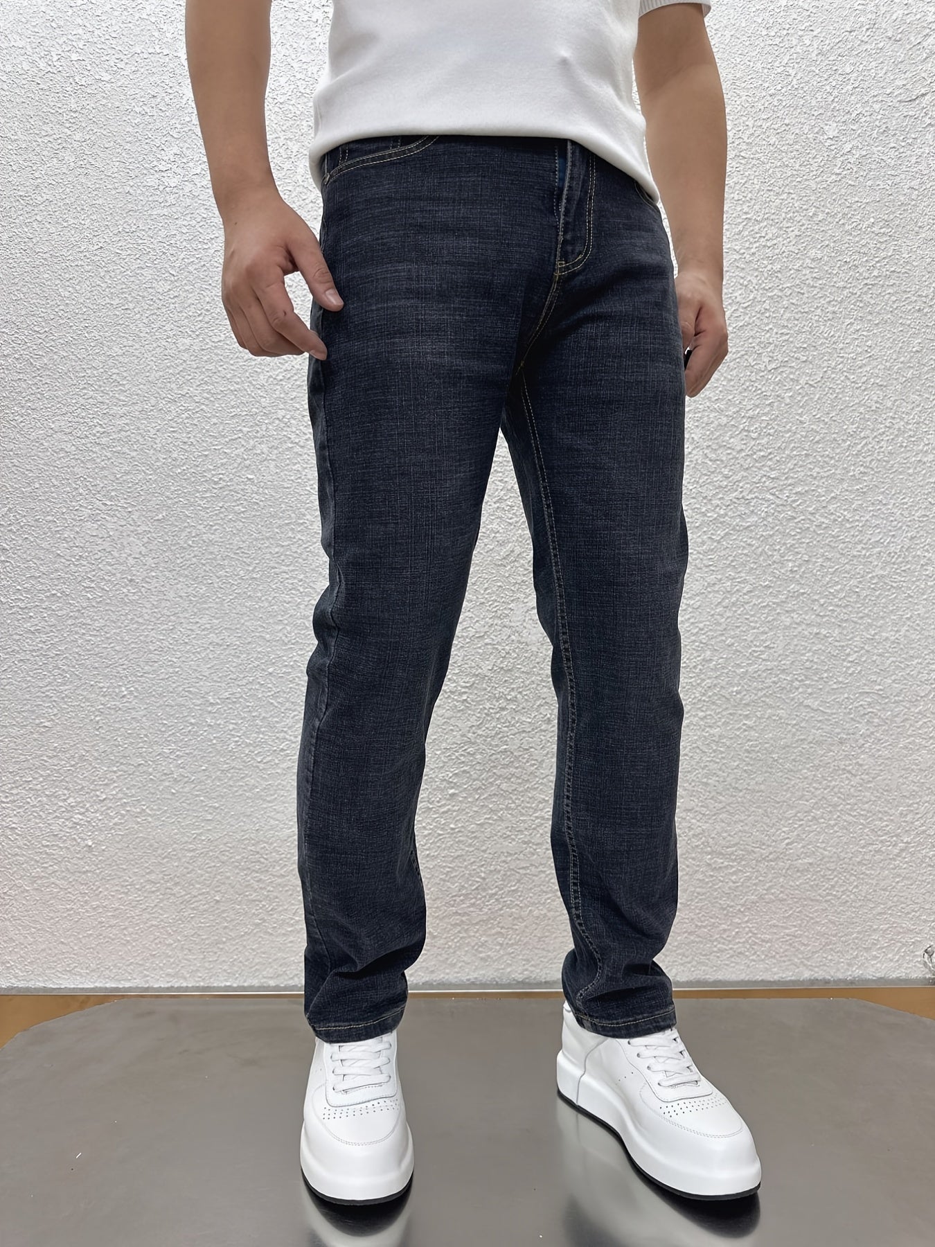 Men's Casual Stretch Jeans for Spring and Fall