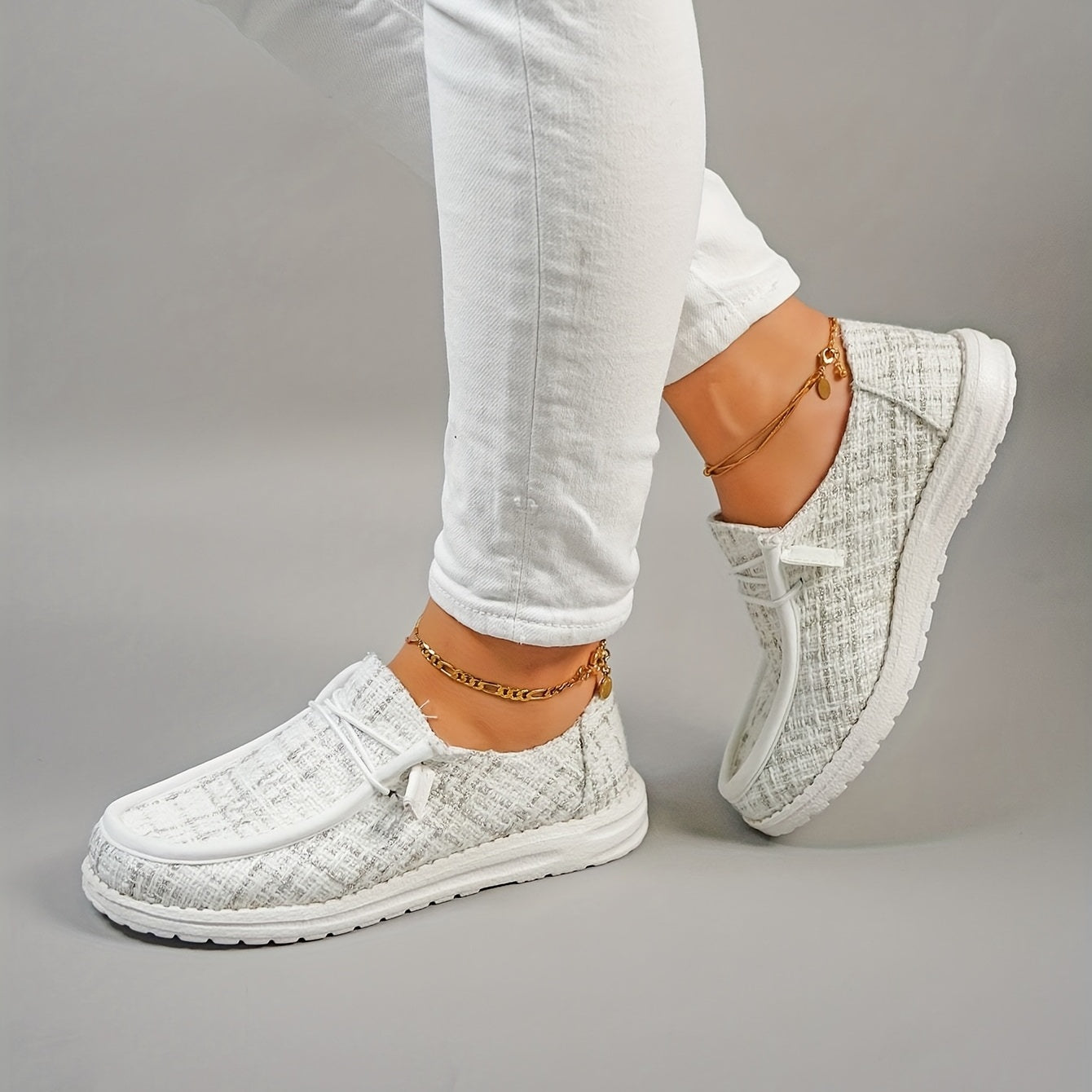 Women's Lightweight Lace Up Casual Sneakers