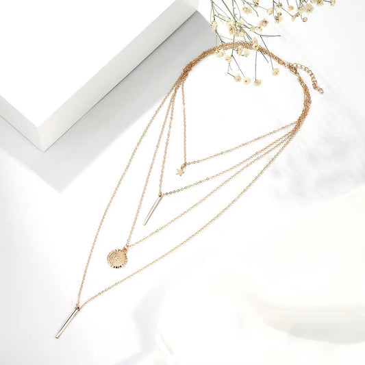 Layered Star Round Pendant Necklace For Women