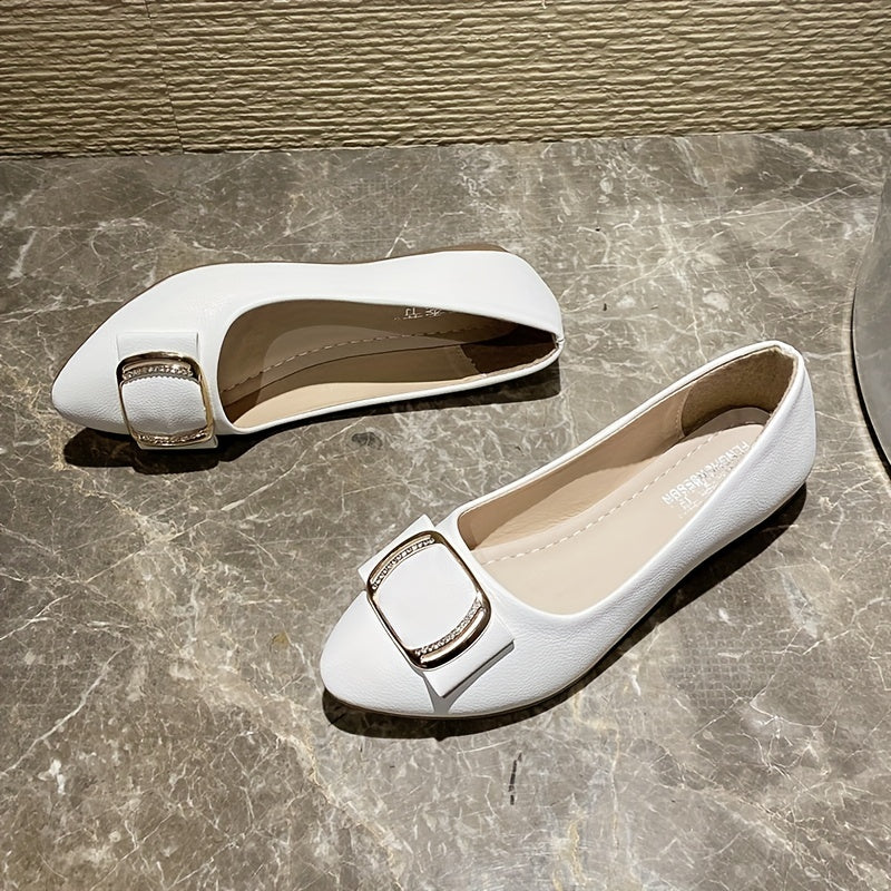 Women's Metal Decor Flat Shoes Slip On Comfort Walking Shoes