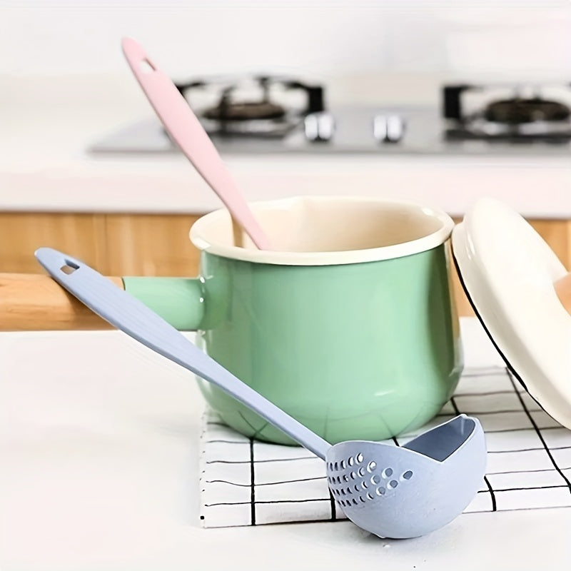 Eco-Friendly Plastic Ladle with Strainer - 5.08cm Long Handle Soup Ladle