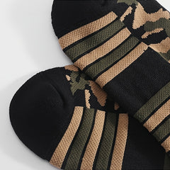 Thick Sweat-absorbing Mid-tube Socks For Outdoor Activities