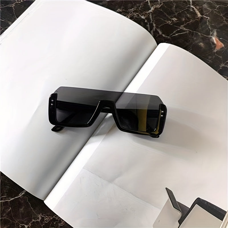 Outdoor Polarized Sun Protection Glasses for Men and Women