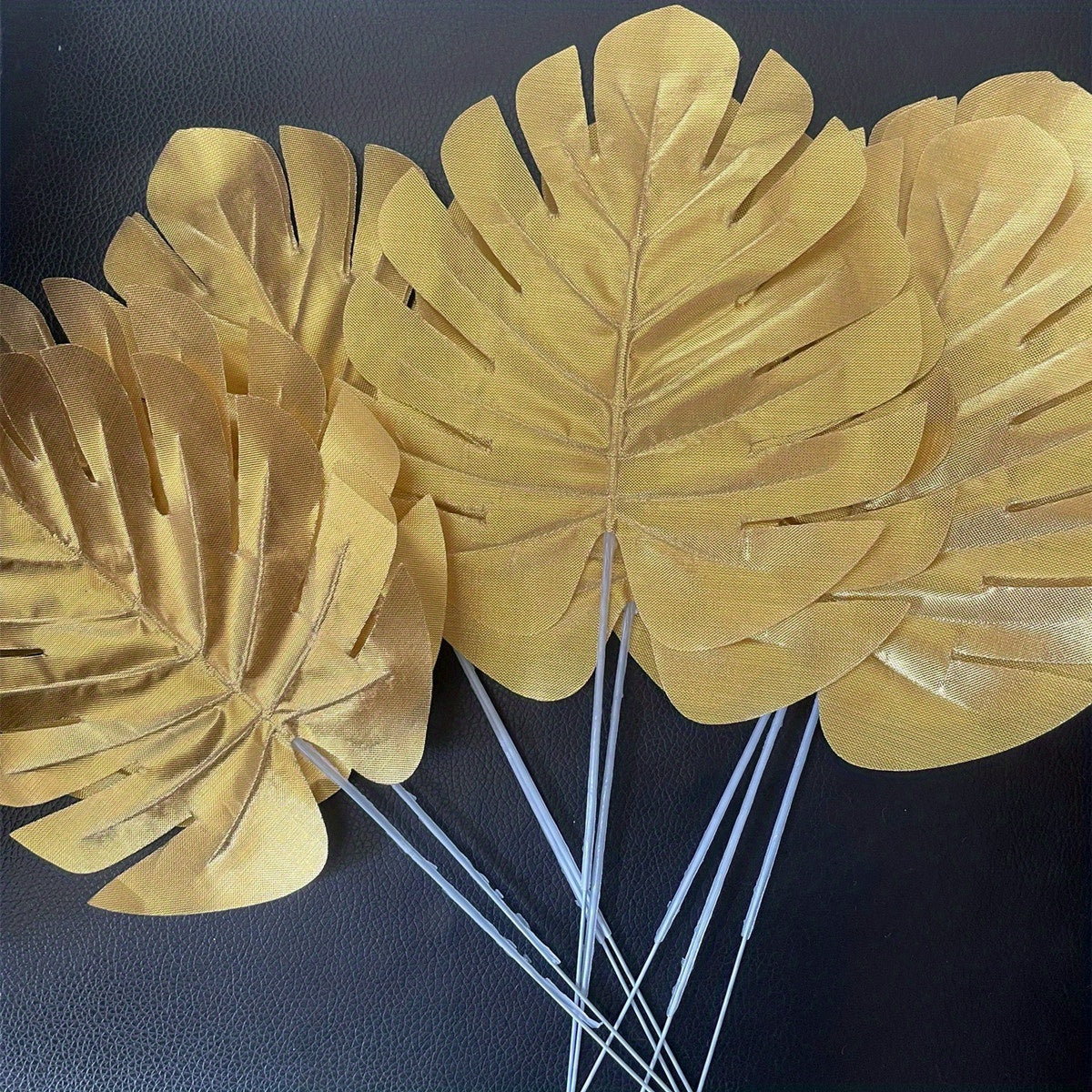 10pcs Tropical Palm Leaves for Luau Beach Table Decor