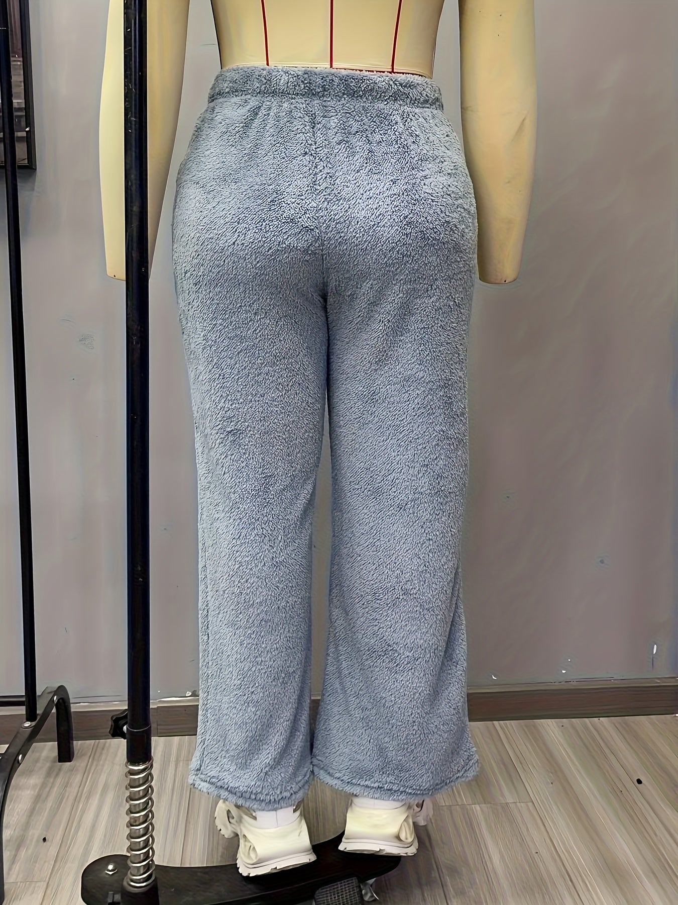 Women's Plus Solid Teddy Fleece High Rise Wide Leg Trousers