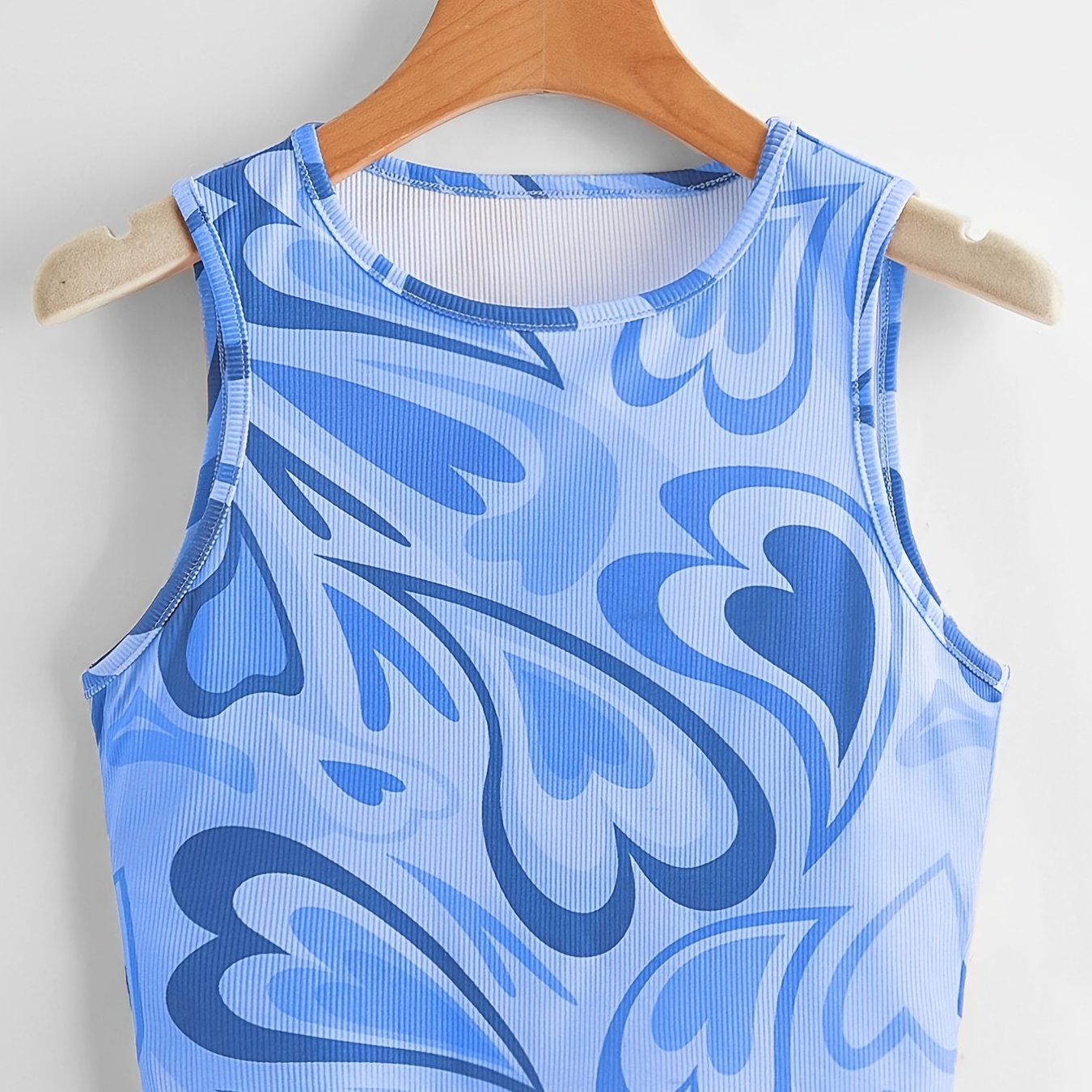  Heart Print Ribbed Tank Top