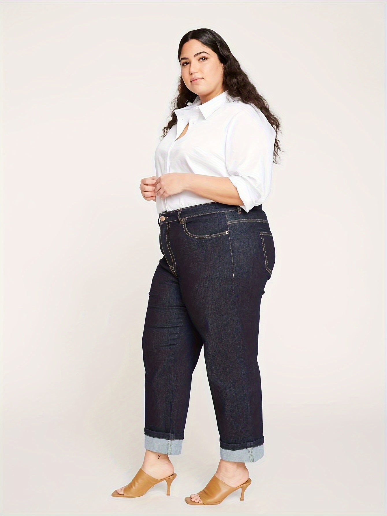  Solid Button Fly Straight Leg Jeans