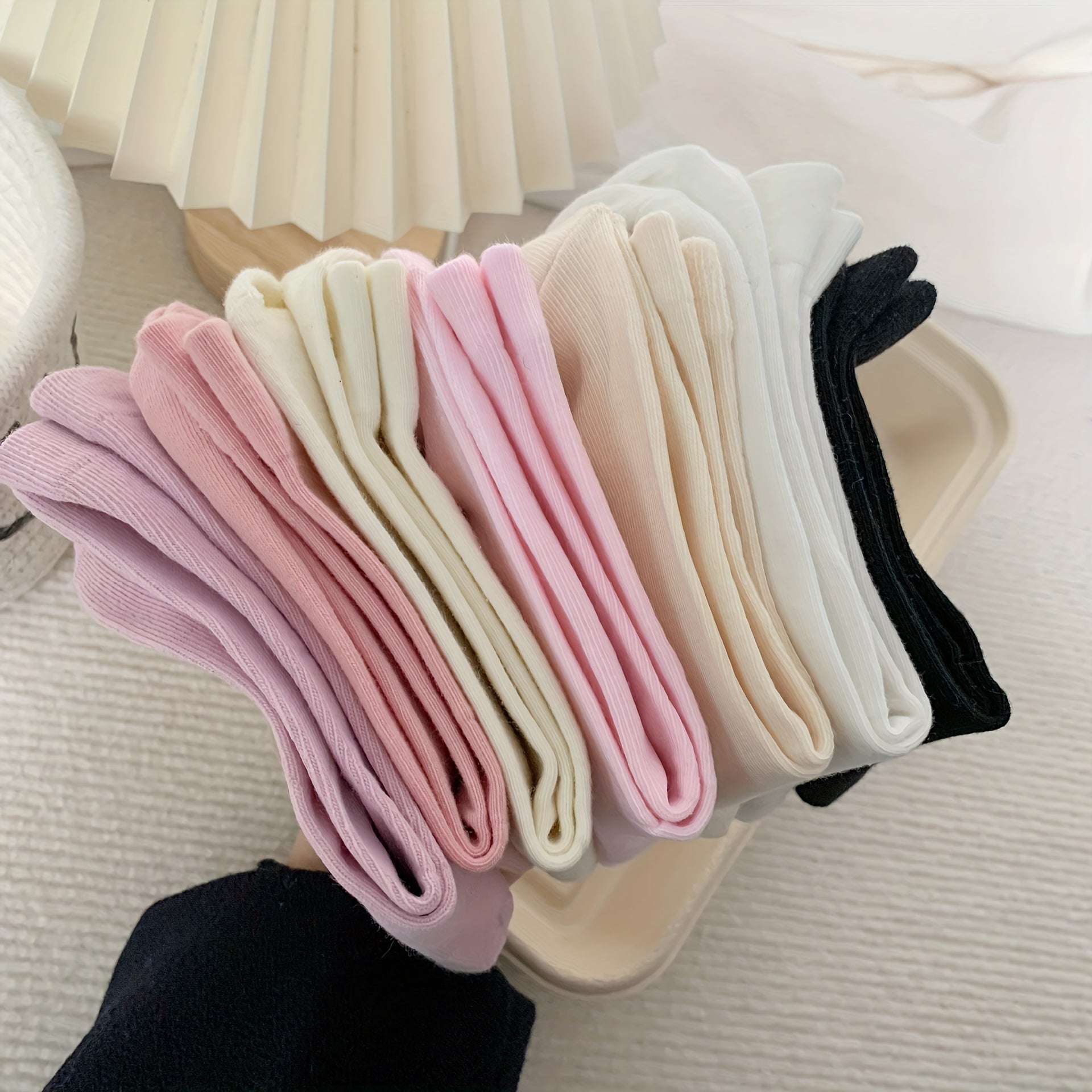 7 Pairs Solid Crew Socks Comfy & Breathable Mid Tube Women's Stockings