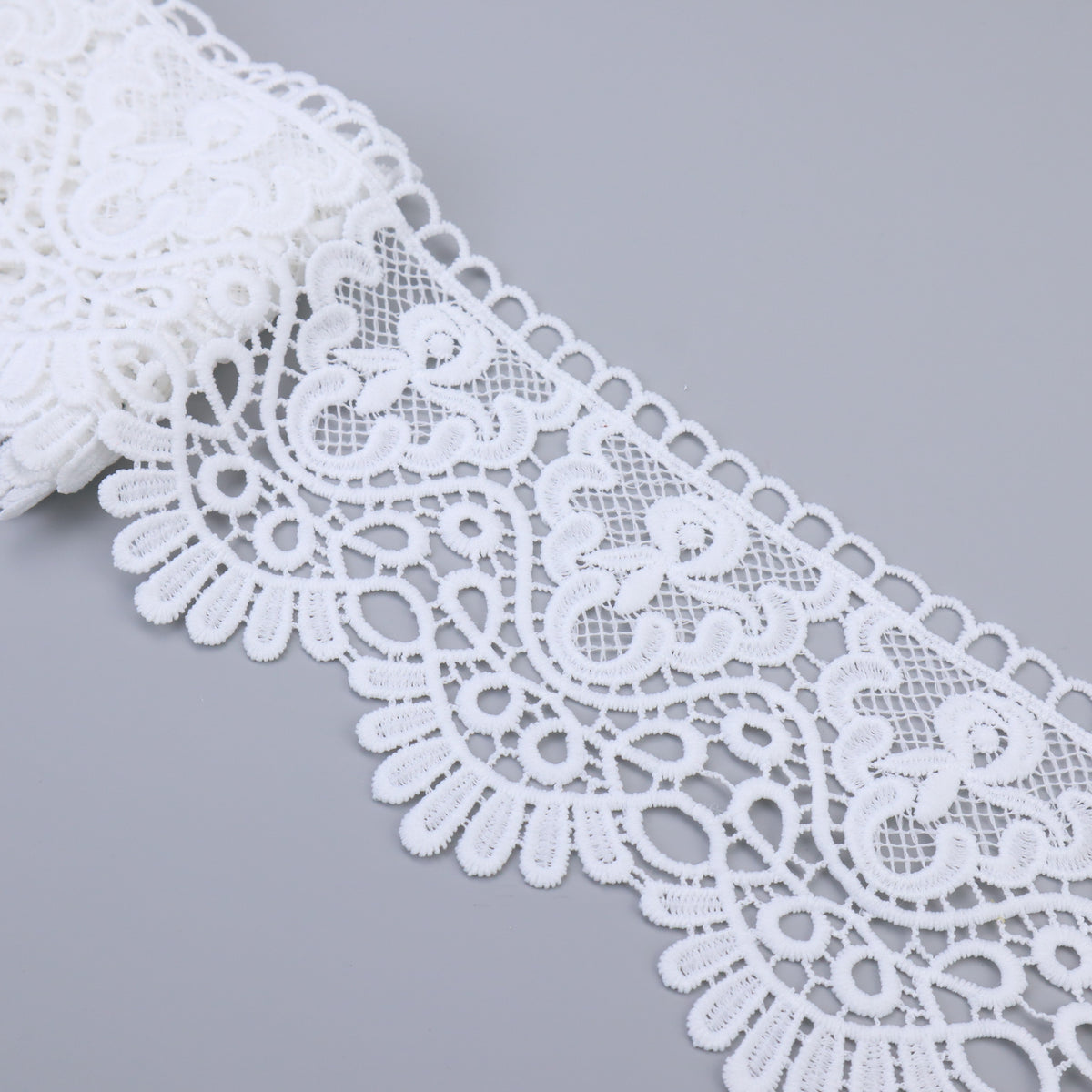 Europe Crown Lace Trim Pattern Inelastic Embroidery Lace
