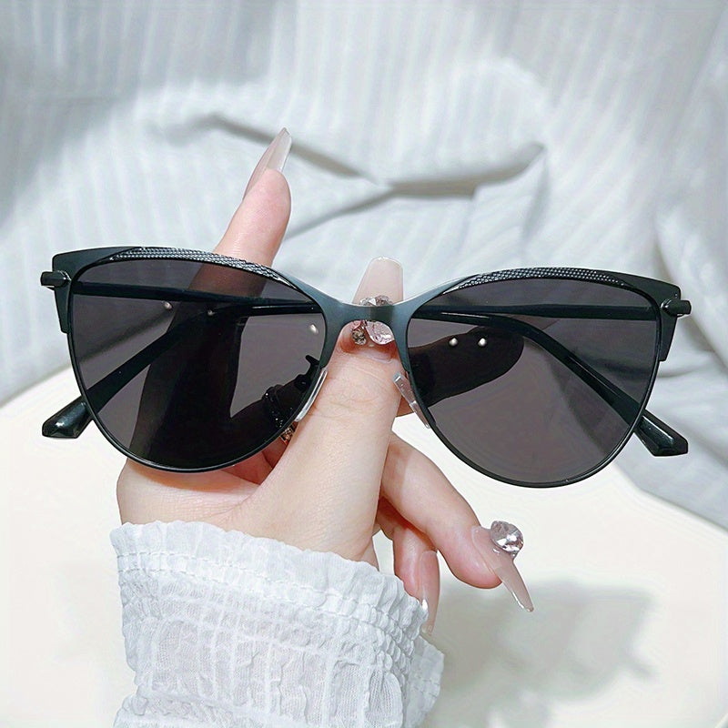 Retro Cat Eye Sunglasses for Women Men UV400 Sun Shades