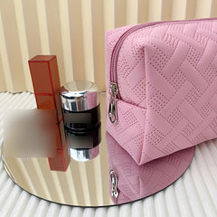 Women's Minimalist Makeup Pouch Zipper Portable Cosmetic Bag