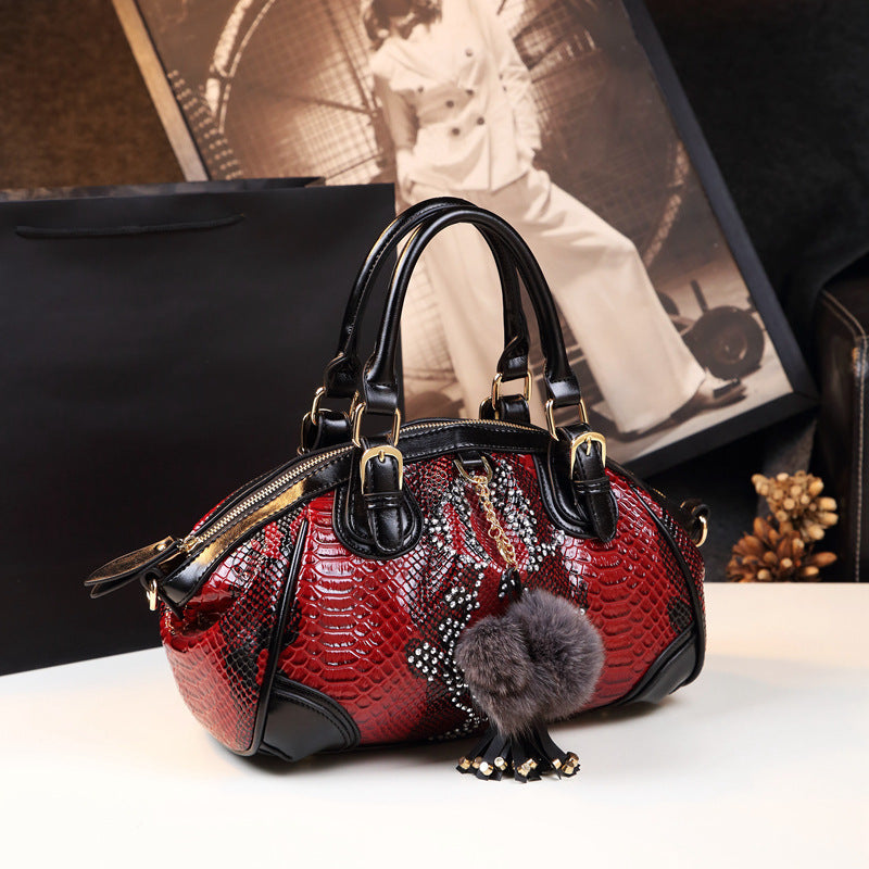 Stylish Dumpling Crossbody Handbag with Zipper Closure