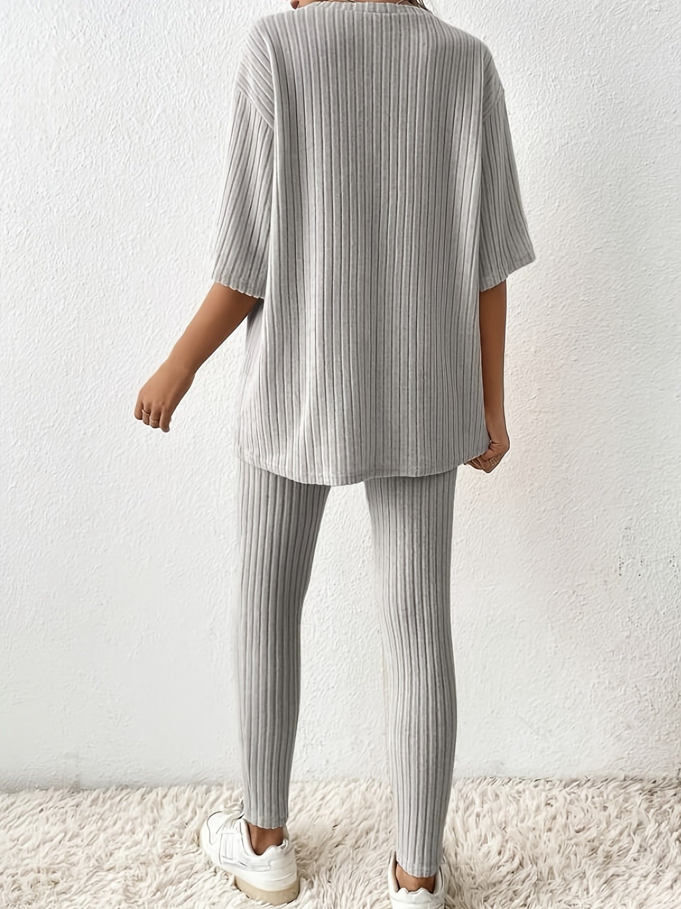 Casual Solid Two Piece Set Drop Shoulder T-shirt & Slim Pants Outfit