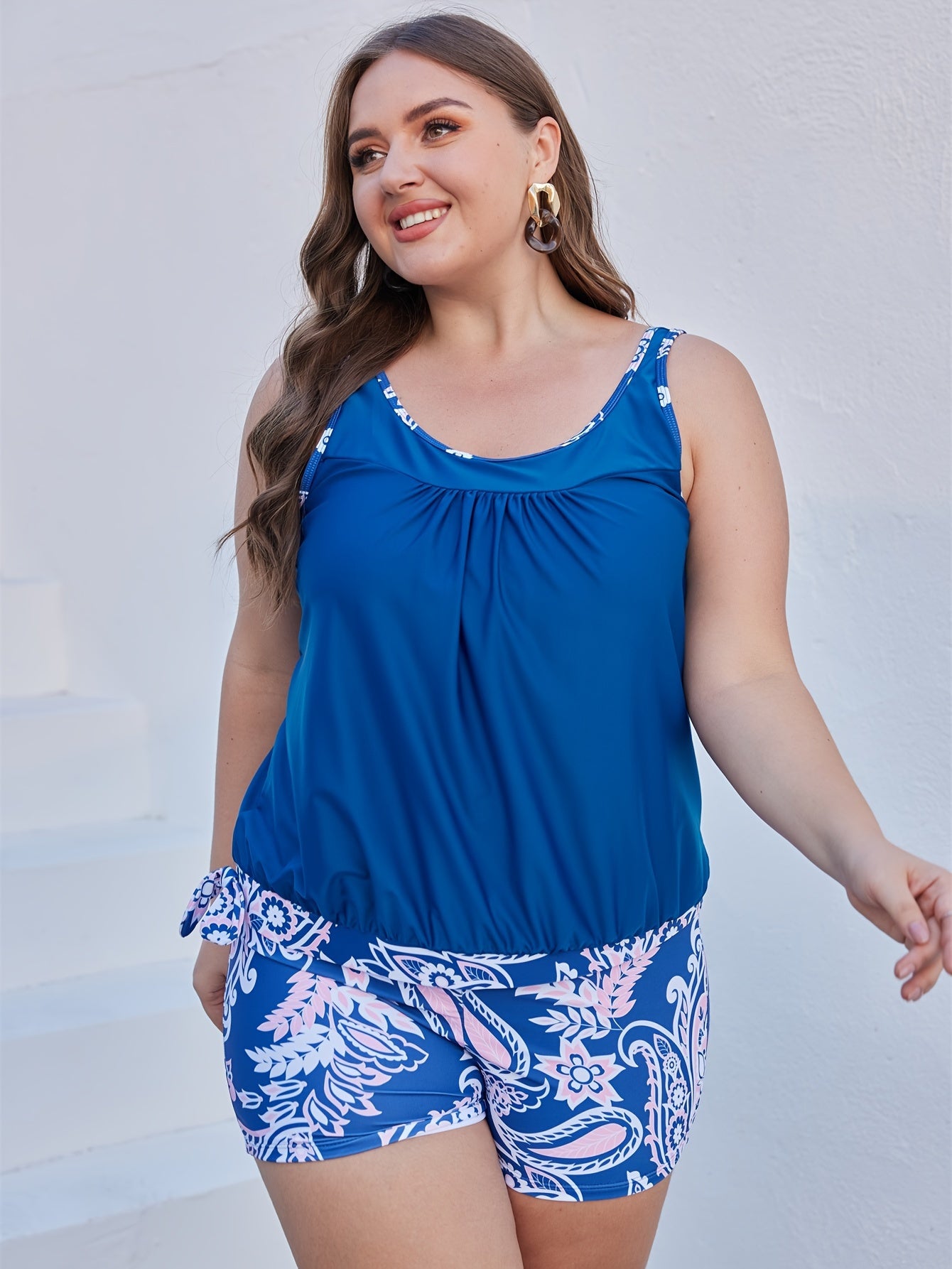 Boho Tankini Set Plus Size Women's Knot Side Tank Top & Paisley Print Short