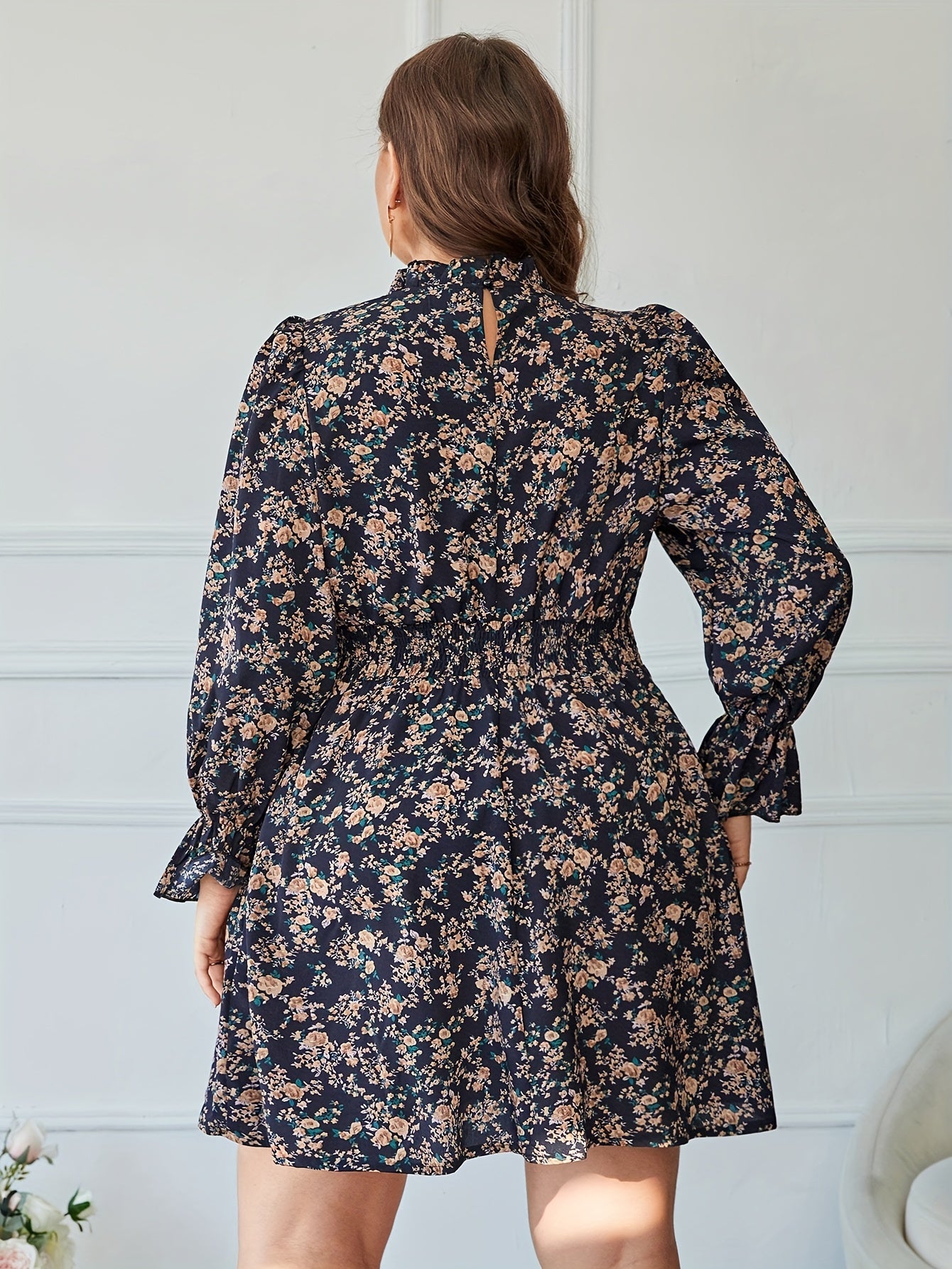  Ditsy Floral Print Flounce Sleeve Mini Dress