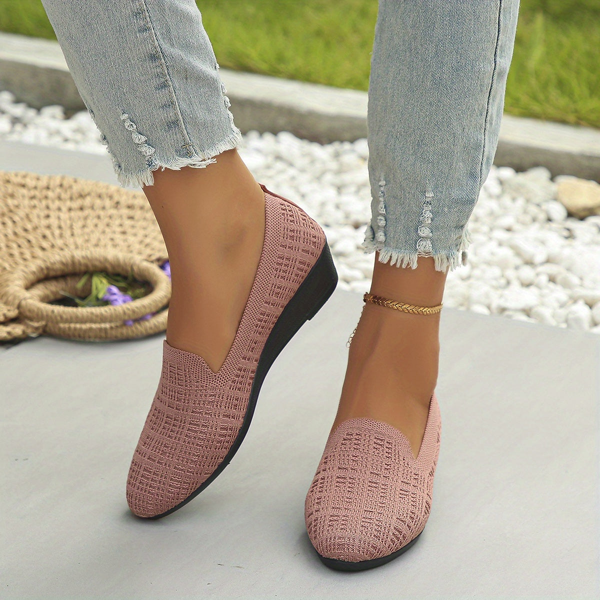Women's Breathable Slip On Flat Shoes Lightweight & Comfortable
