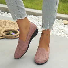 Women's Breathable Slip On Flat Shoes Lightweight & Comfortable