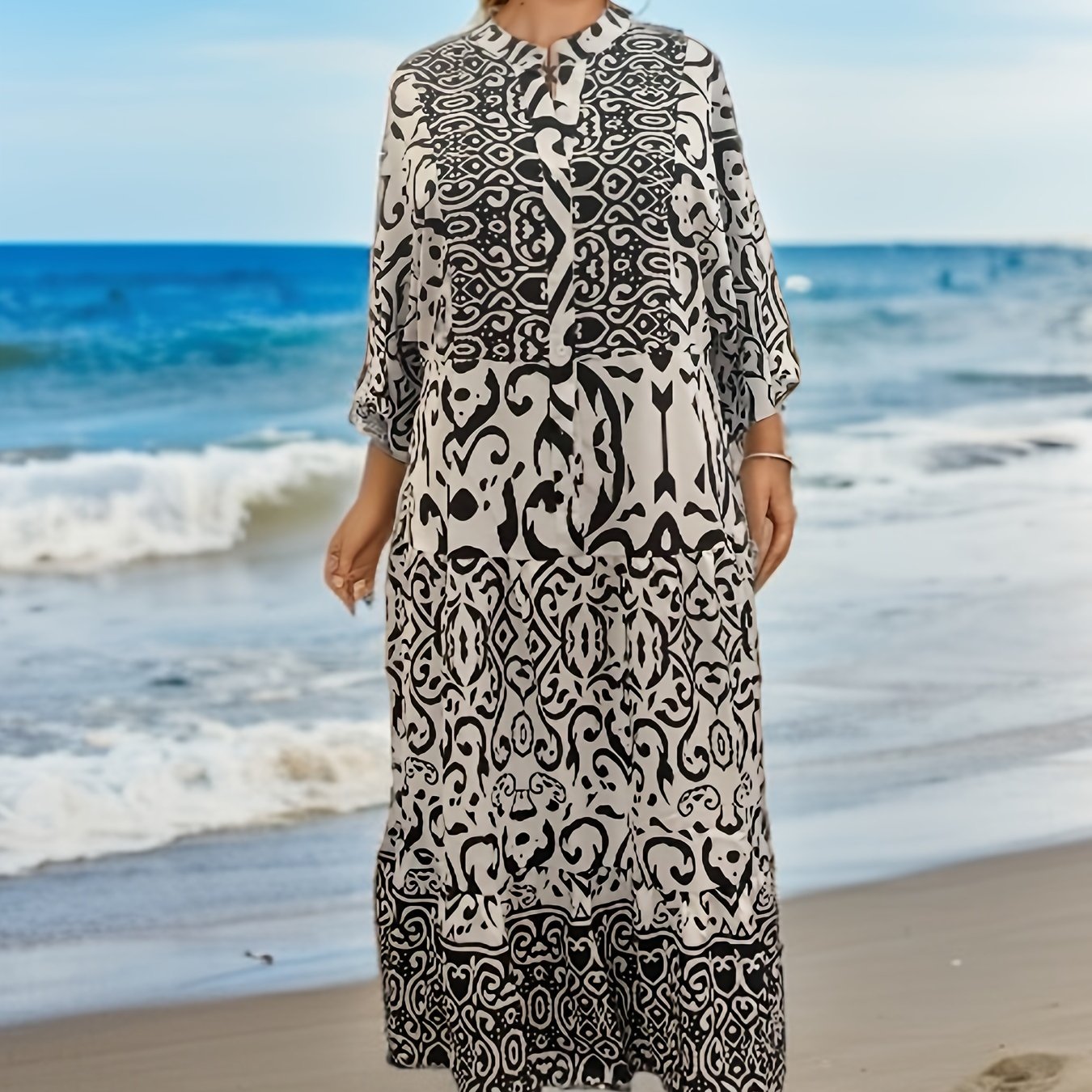 Women's Plus Geometric Print V Neck Smock Maxi Dress