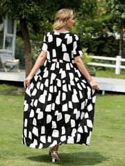  Geometric Print Short Sleeve Maxi Dress