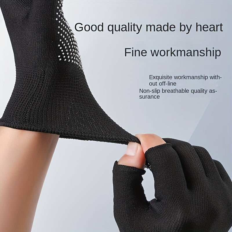 Enhance Outdoor Adventures with Durable Cycling Gloves