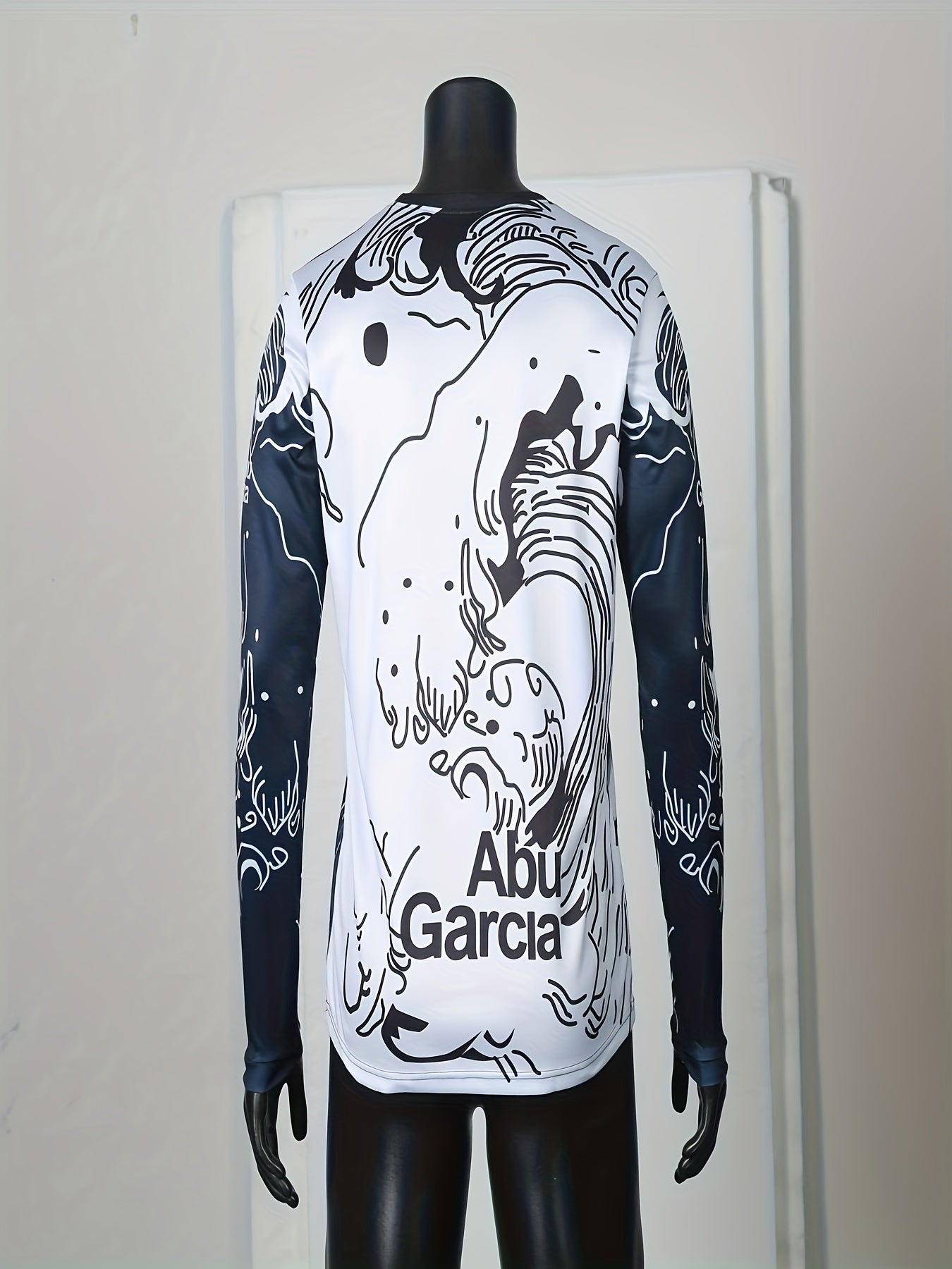 Fish & Letter Print Men's Long Sleeve T-shirt - Stylish Graphic Top for Men