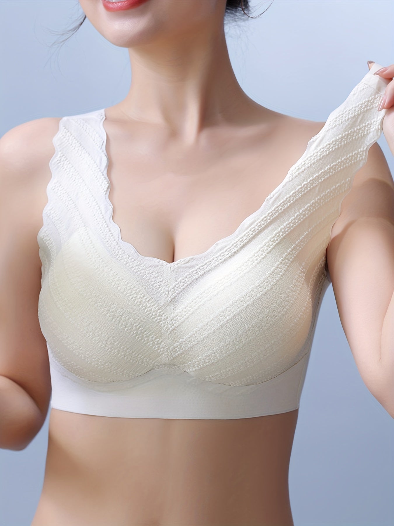 2pcs Scallop Trim Wireless Bras Comfy & Breathable Push Up Bra