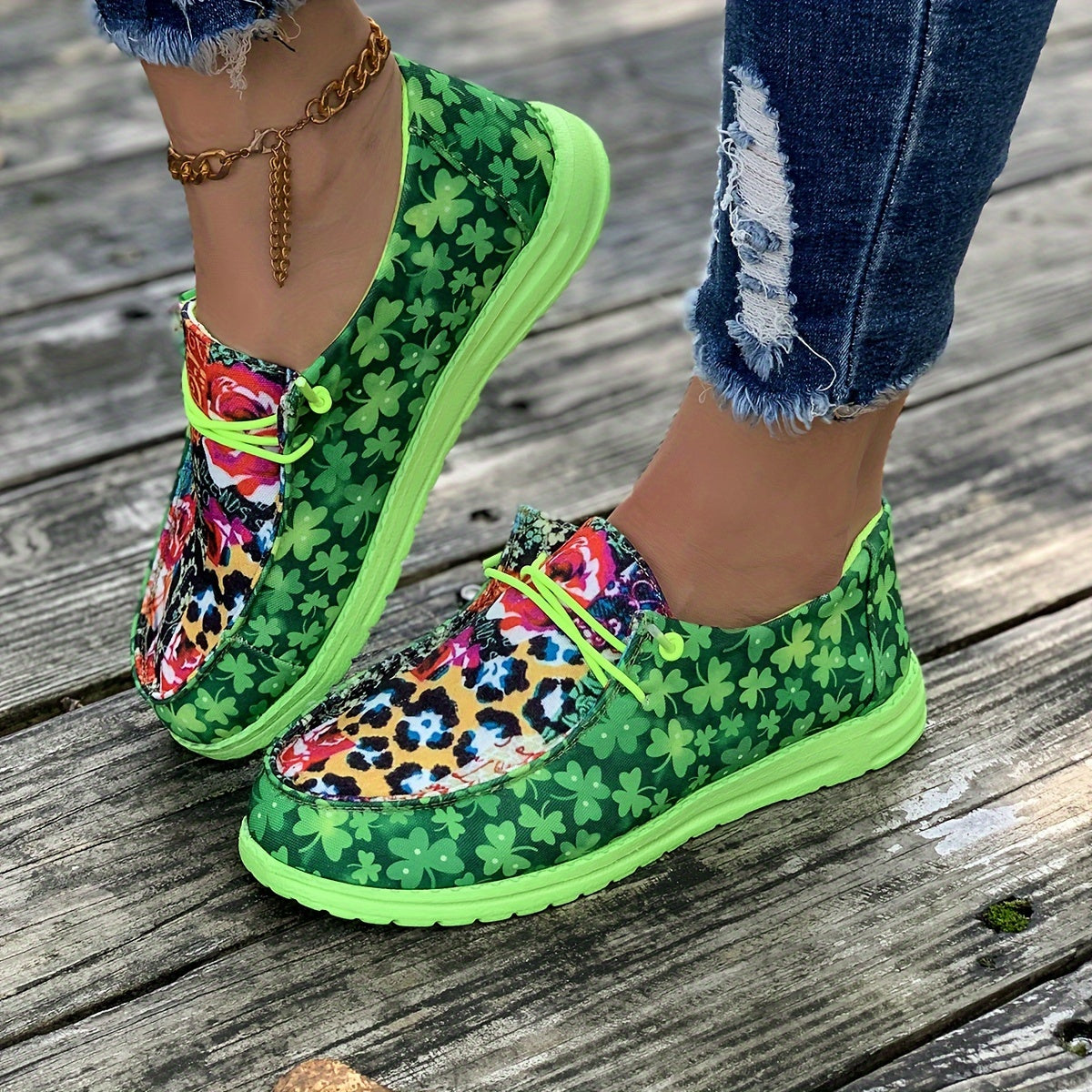 Women's Floral Print Low Top Sneakers Lightweight Sport Walking Shoes