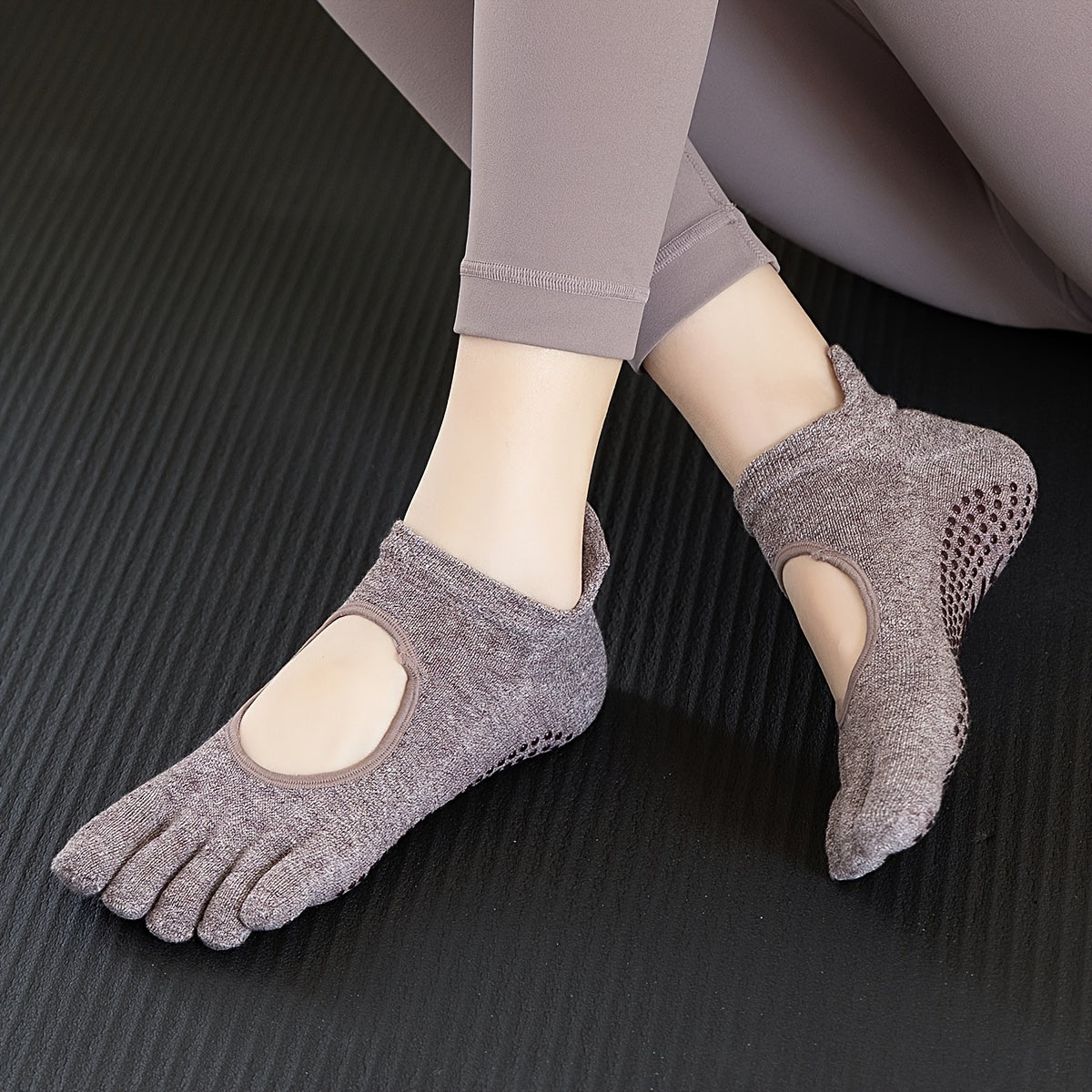 Non slip Grips Yoga Socks Five toe Split Socks Backless Breathable Sports Socks