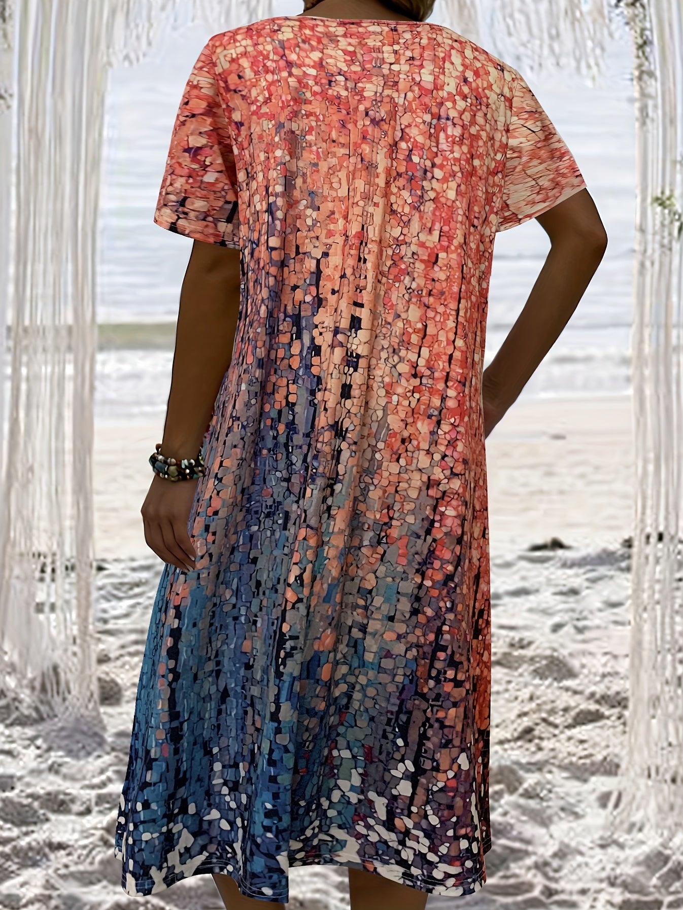  Allover Print Short Sleeve Round Neck Dress with Pockets