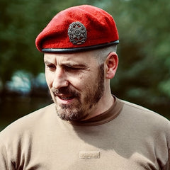 Stylish Retro Wool Beret for Men and Women