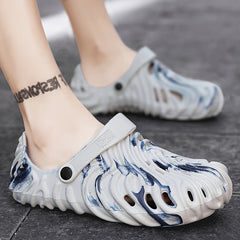 Women's Hollow Out Flat Clogs Closed Toe Non-Slip Quick Drying Beach Sandals