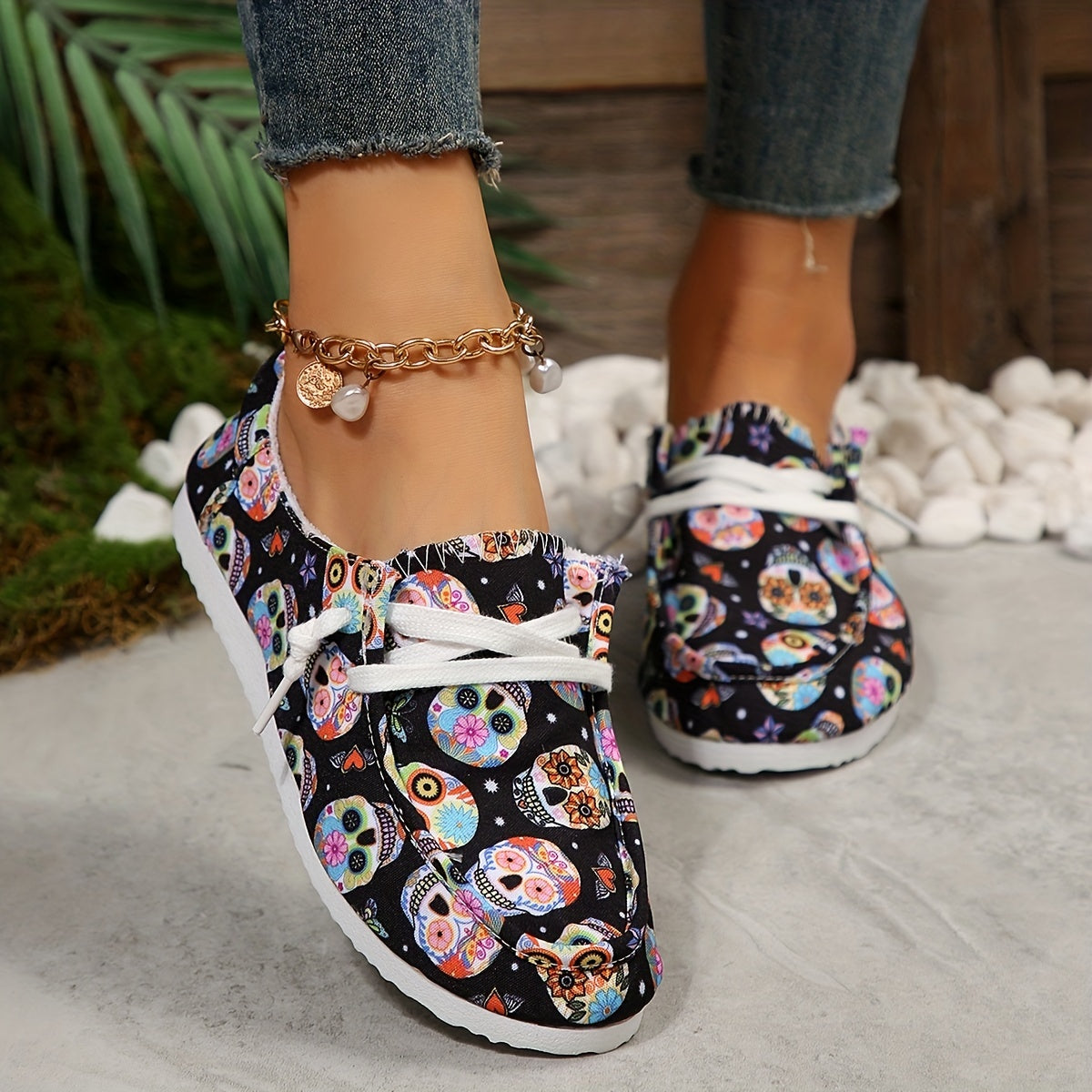 Colorful Skull Print Canvas Shoes Lace Up Outdoor Sneakers