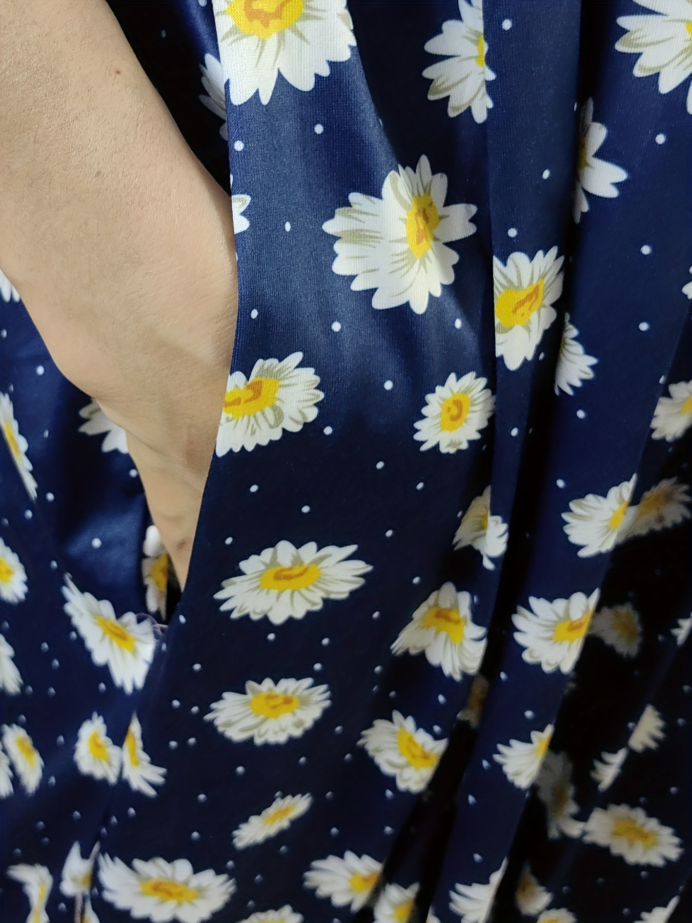 Women's Plus Daisy Print Maxi Tank Dress With Pockets