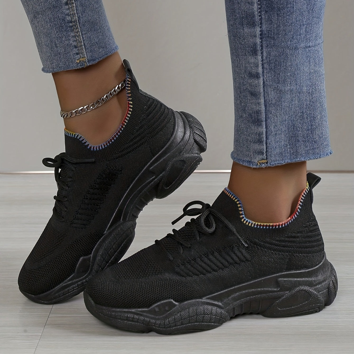 Women's Lace-Up Running Shoes Breathable Outdoor Sneakers