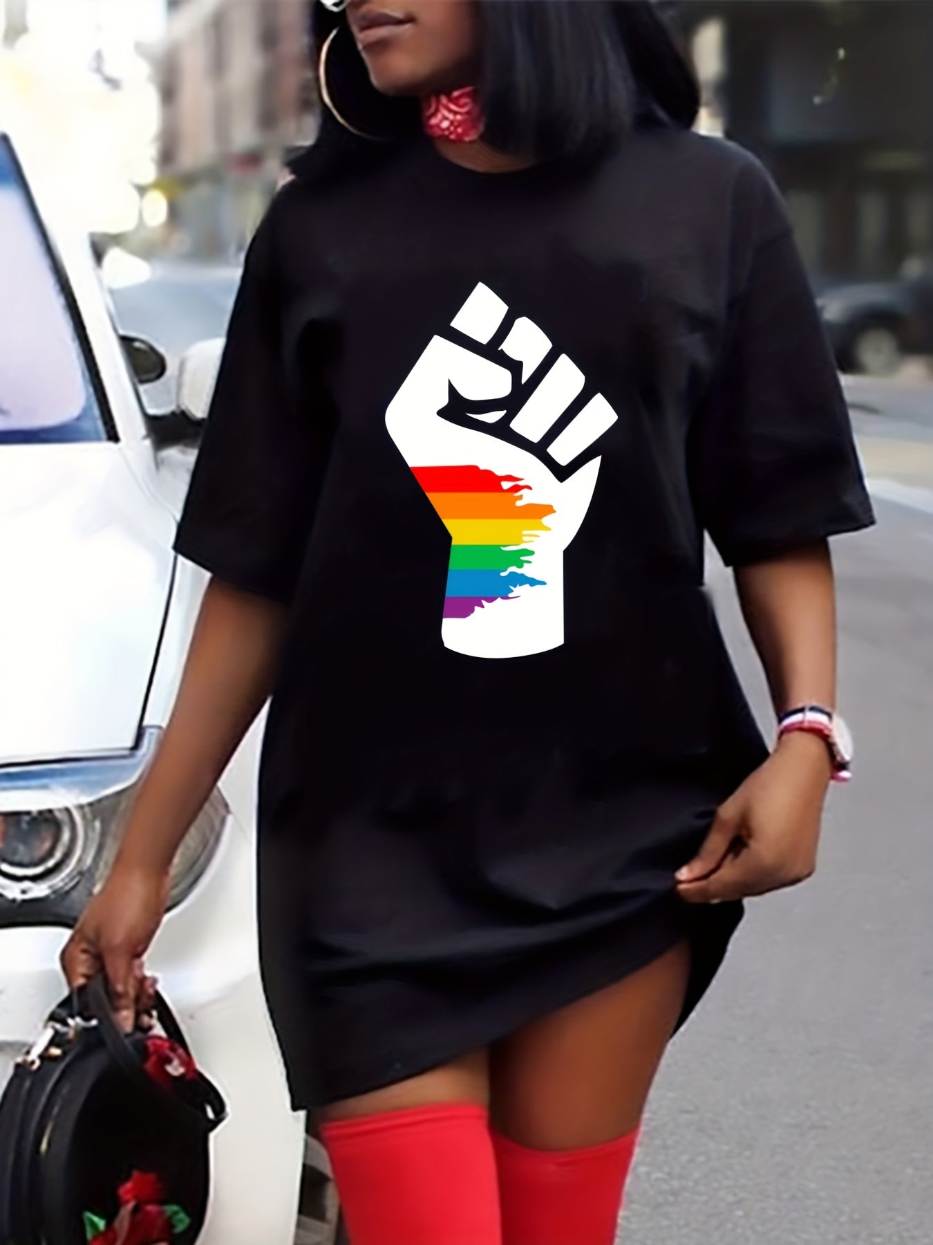  Women's Gesture Print Tee Dress