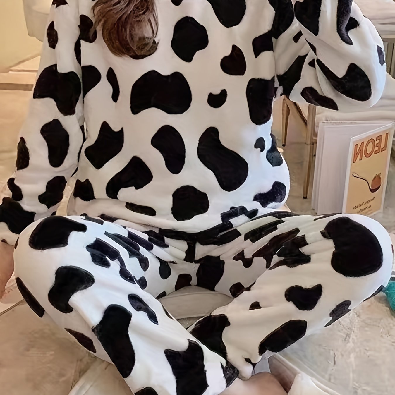 Cow Spots Print Pajama Set Long Sleeve Crew Neck Top & Cozy Pants