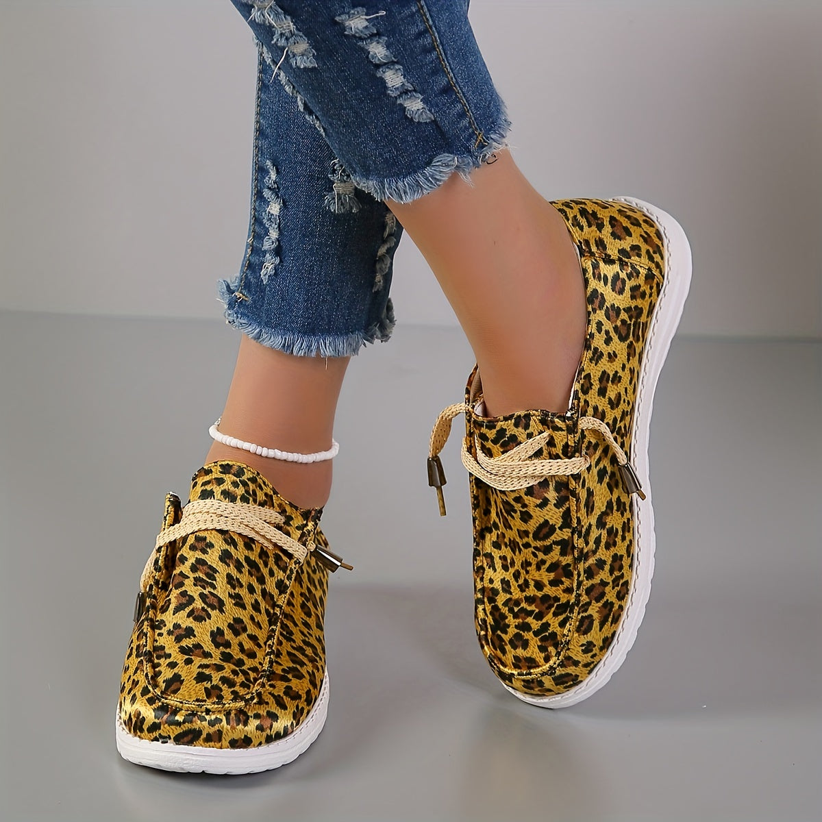 Leopard Print Canvas Low Top Lace Up Women's Shoes