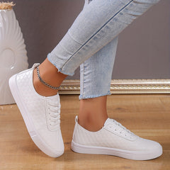 Women's Plaid Lace-Up Low Top Sneakers