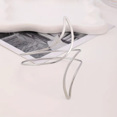 1pc Stylish Moon Tieback Metal Curtain Buckle Living Room Home Decor