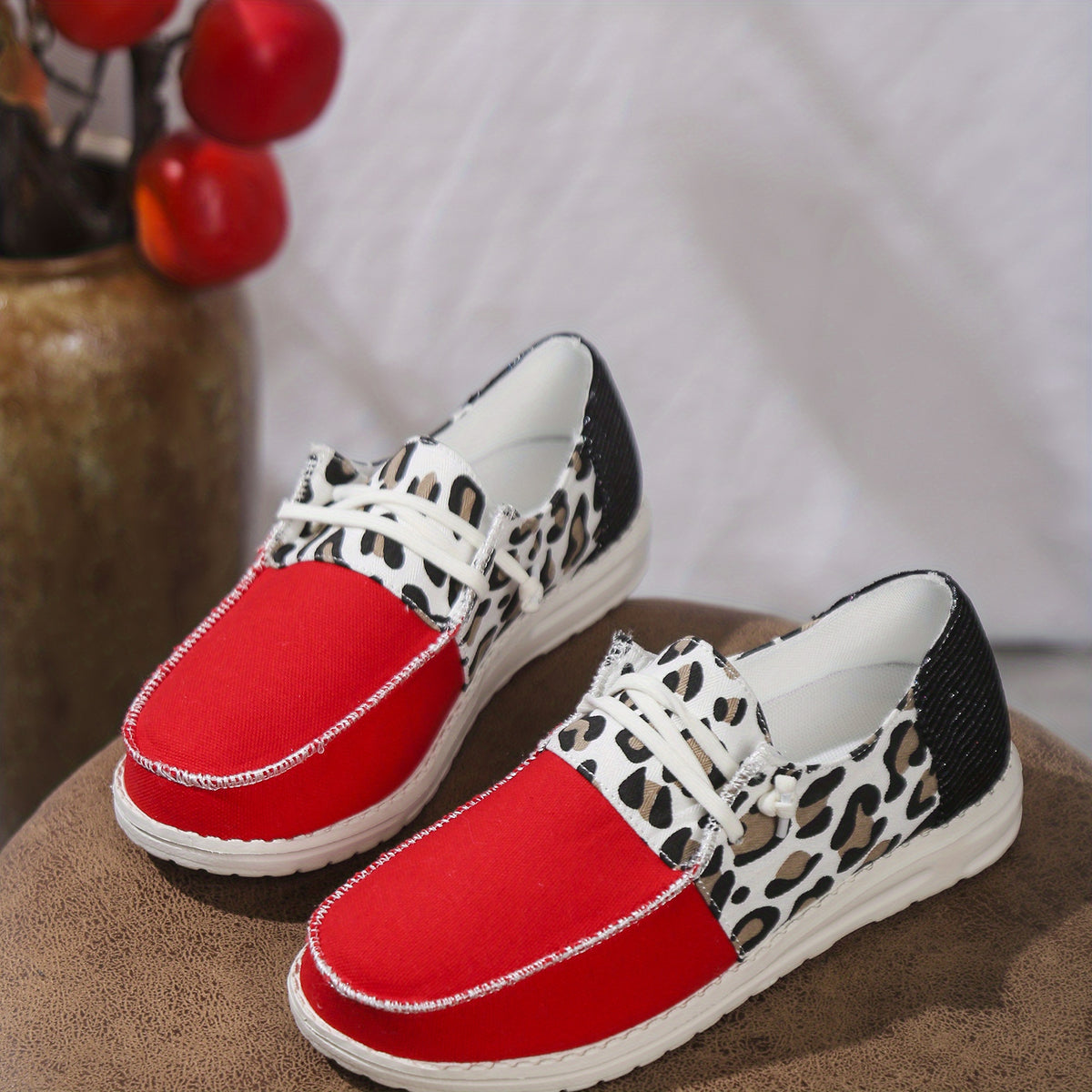 Leopard Print Sneakers Lace Up Canvas Shoes Lightweight Low Top
