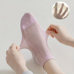 Argyle Pattern Mesh Socks Women's Stockings