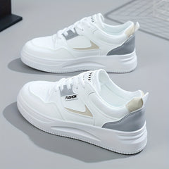 Women's Letter Patch Skate Shoes Low Top Lace Up Shoes