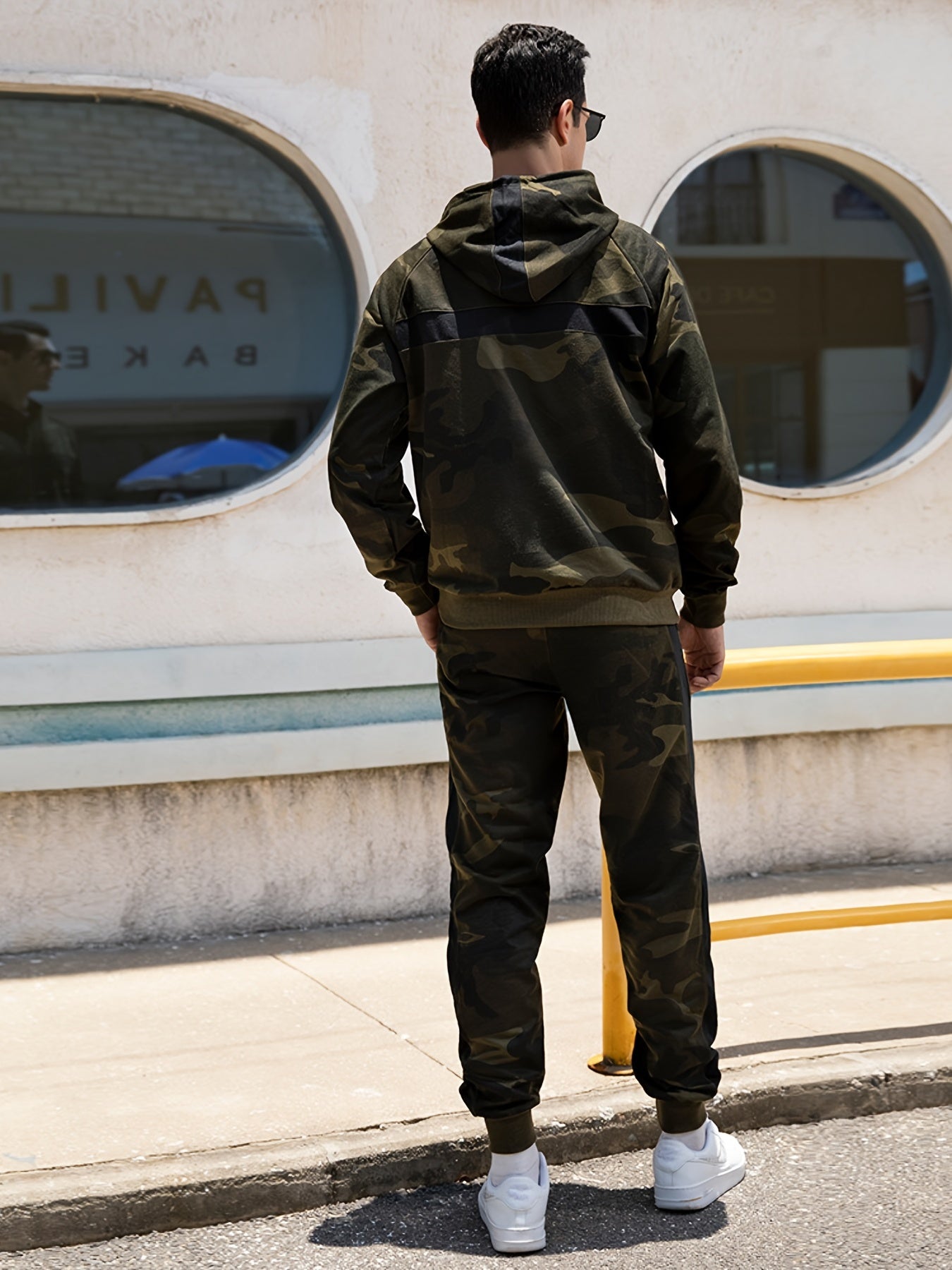 Men's Camouflage 2 Piece Set Sports Hoodie & Jogger Sweatpants