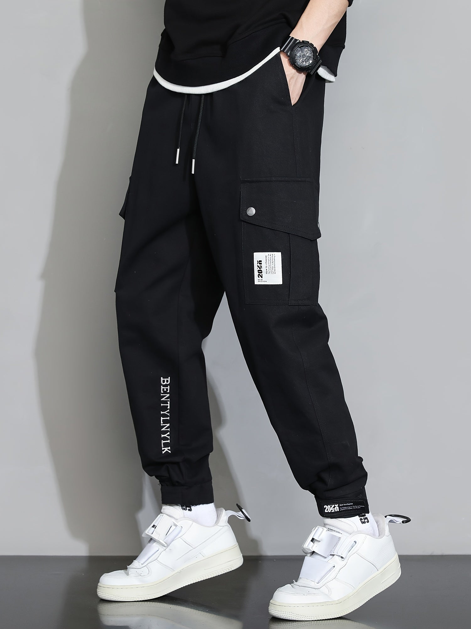 Men's Graphic Print Cargo Pants with Drawstring Waist