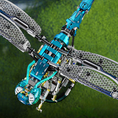 1000pcs Mechanical Dragonfly Blocks Animal Toys Display Stand Decoration