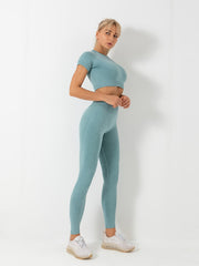 2pcs Seamless Activewear Set with Butt Lifting Leggings and Top