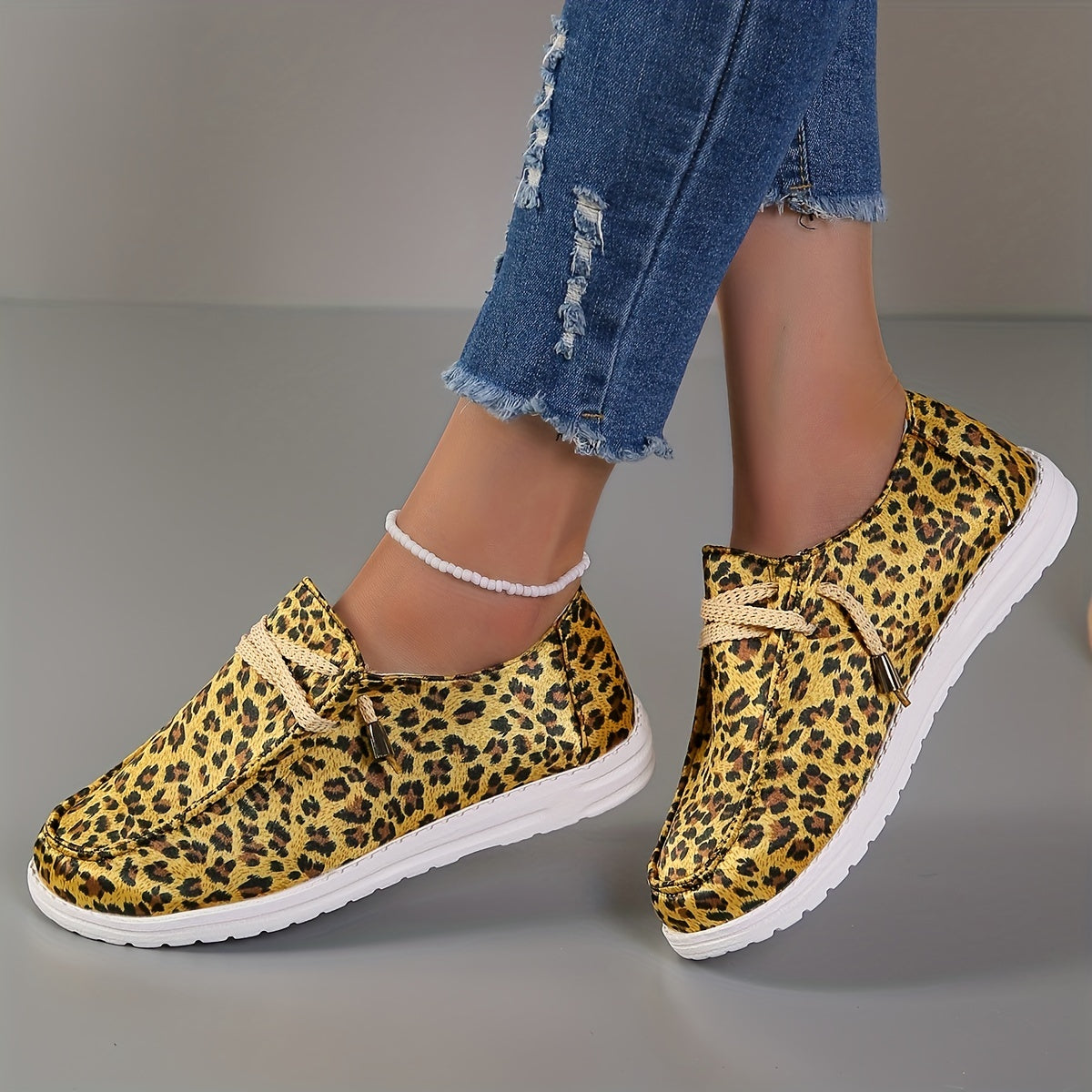 Leopard Print Canvas Low Top Lace Up Women's Shoes